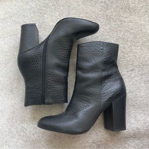 Amuse Society X Matisse Amore Black Lizard Boots